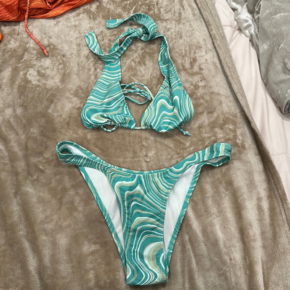 Women’s swimsuit brand new